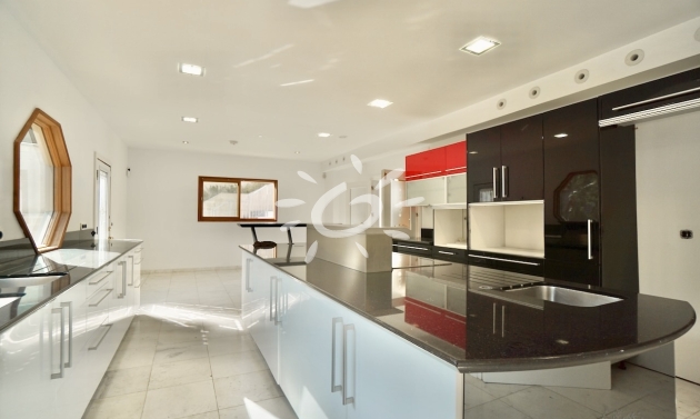 Resales - Villas - Benahavís - El Paraiso Alto