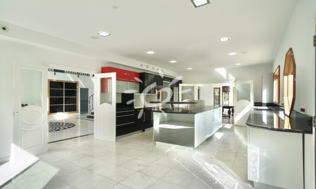 Resales - Villas - Benahavís - El Paraiso Alto