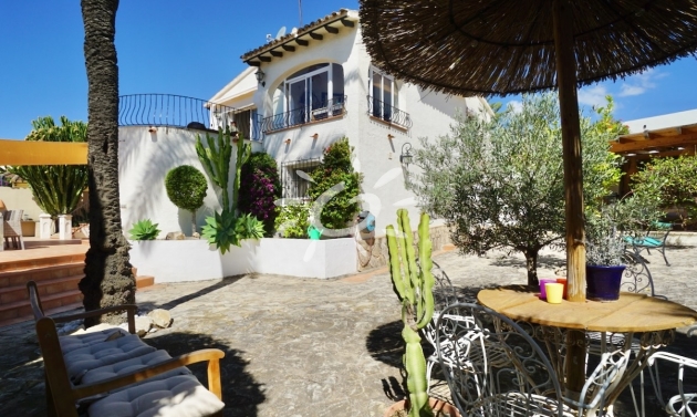 Reventas - Villas - Chalets - Moraira - La Sabatera