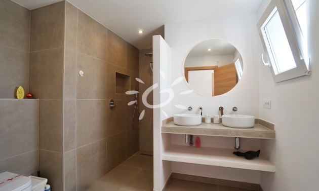 Reventas - Villas - Chalets - Moraira - La Sabatera