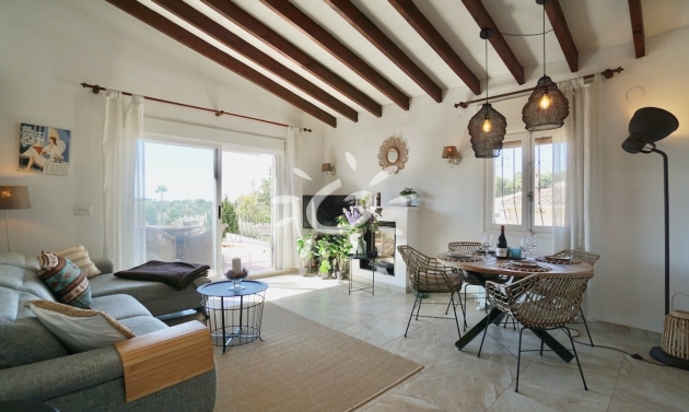 Reventas - Villas - Chalets - Moraira - La Sabatera