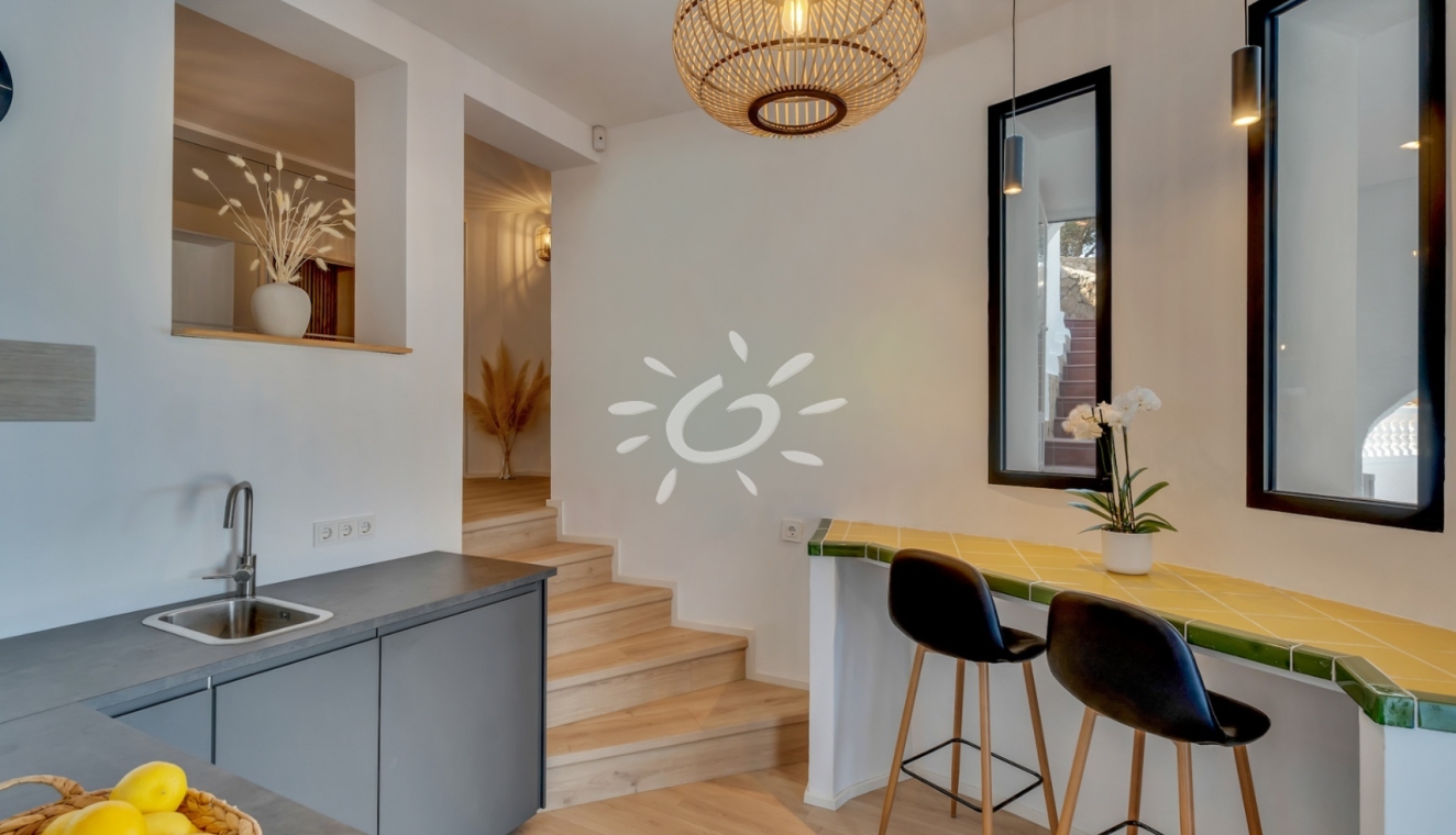 Reventas - Villas - Chalets - Moraira