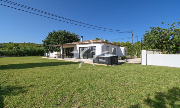Resales - Country Houses - Fincas - Javea