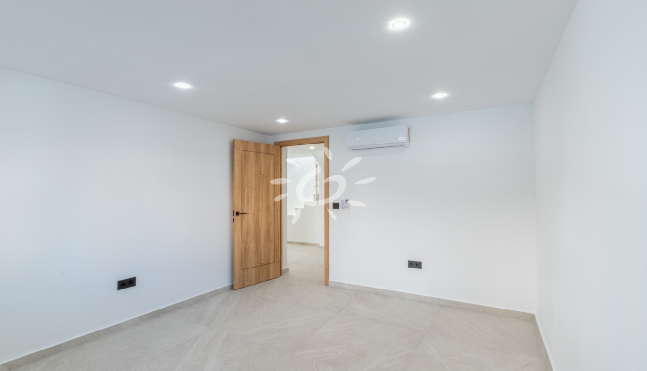 Reventas - Villas - Chalets - Albir - L'Albir