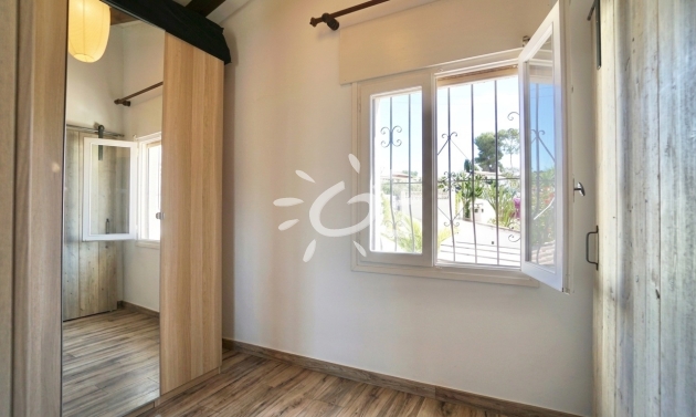 Reventas - Villas - Chalets - Moraira - La Sabatera