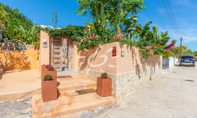 Reventas - Casas de Pueblo - Bungalows - Adosados - Moraira - La Sabatera