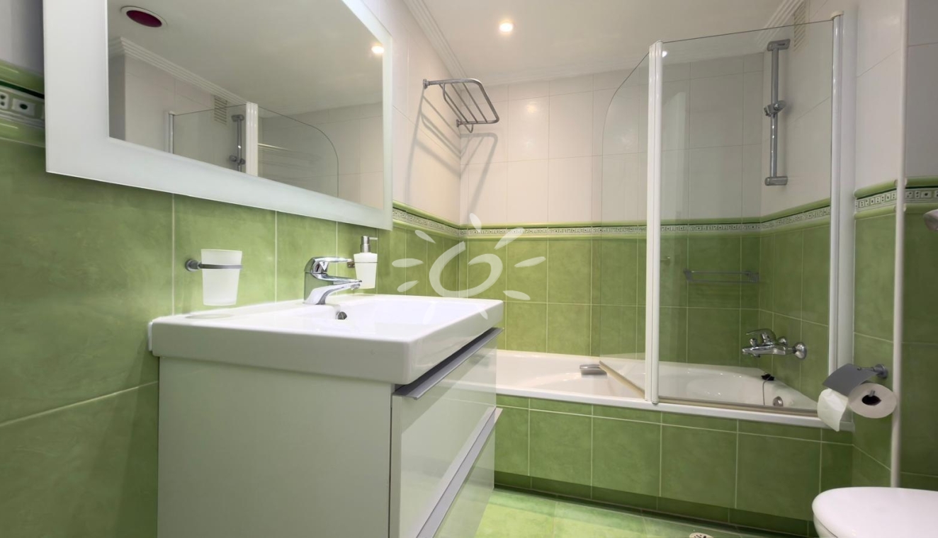 Resales - Apartments - Flats - Benidorm - 1ª Linea