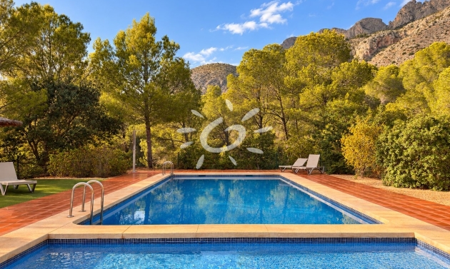 Liegenschaften - Villen - Altea - Sierra de Altea
