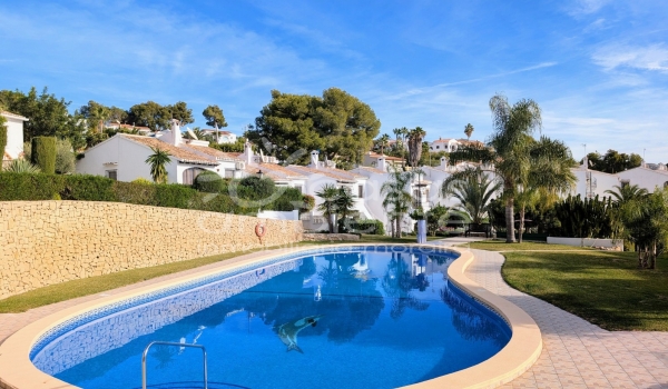 Casas de Pueblo - Bungalows - Adosados - Reventas - Moraira - Pinar del Advocat