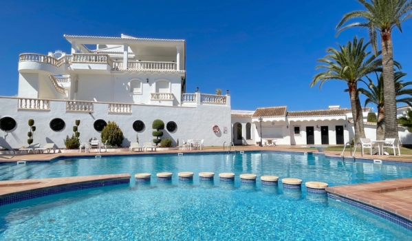 Apartamentos - Pisos - Reventas - Moraira - La Sabatera