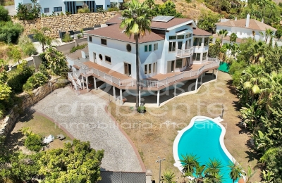 Villas - Chalets - Reventas - Benhavis - El Paraiso Alto