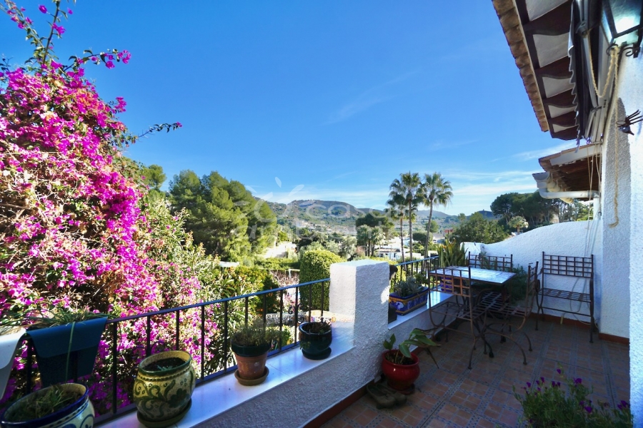 Liegenschaften - Stadthaeuser - Reihenhaeuser - Moraira - Tabaira